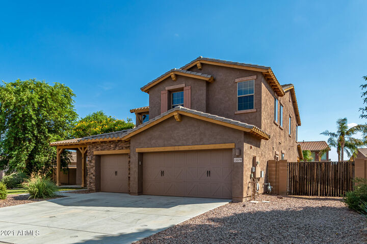 Property Photo:  13379 W Chaparosa Way  AZ 85383 