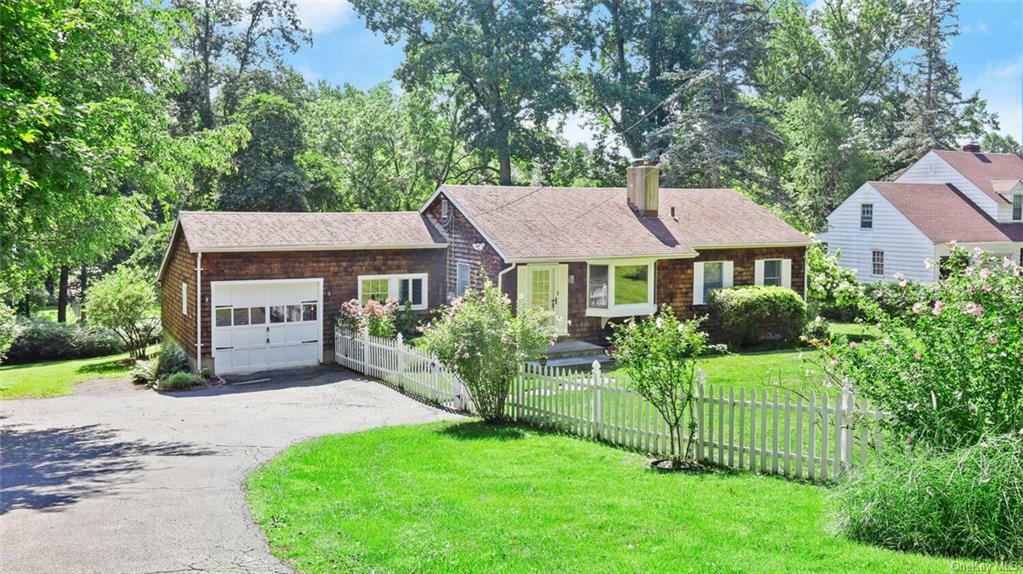 Property Photo:  8 Morningside Drive  NY 10562 