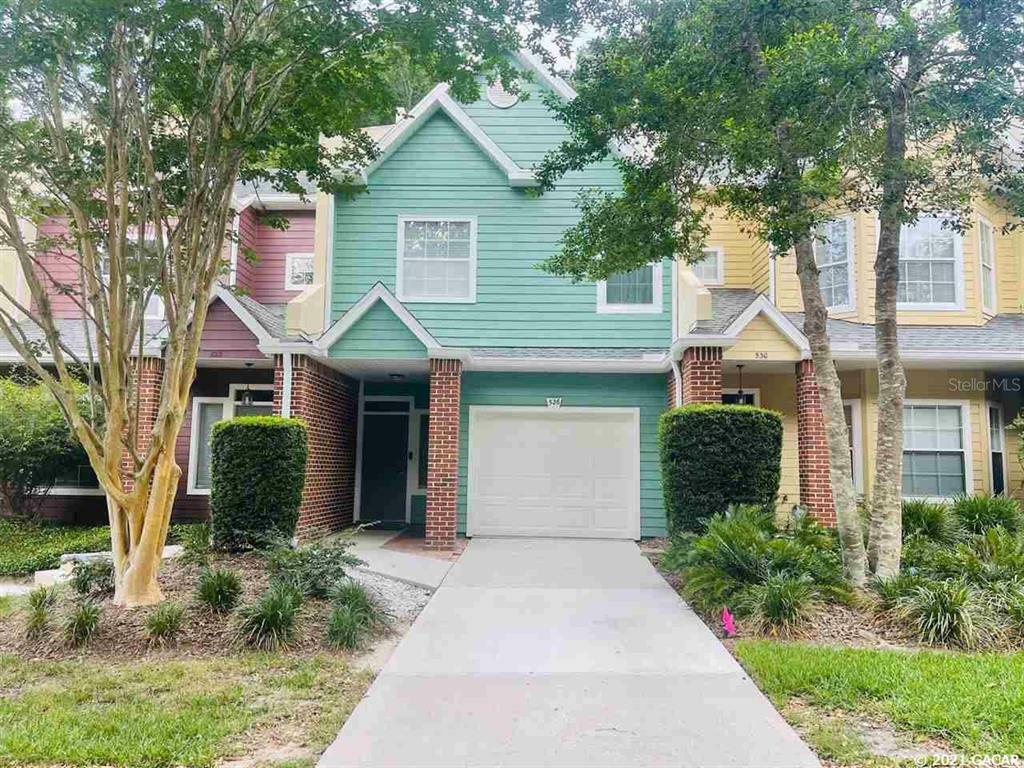 Property Photo:  526 NW 50th Boulevard  FL 32607 