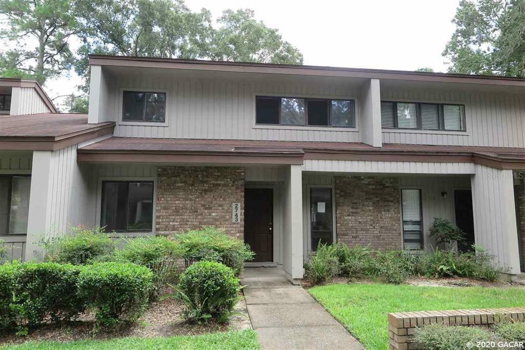 Property Photo:  2743 NW 39th Drive  FL 32606 