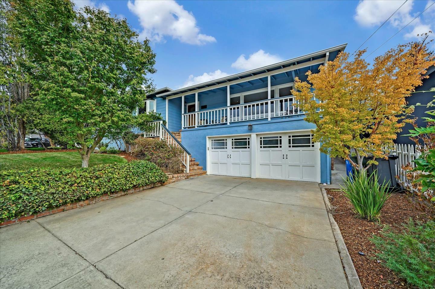 Property Photo: 1610 Francis Avenue CA 94002