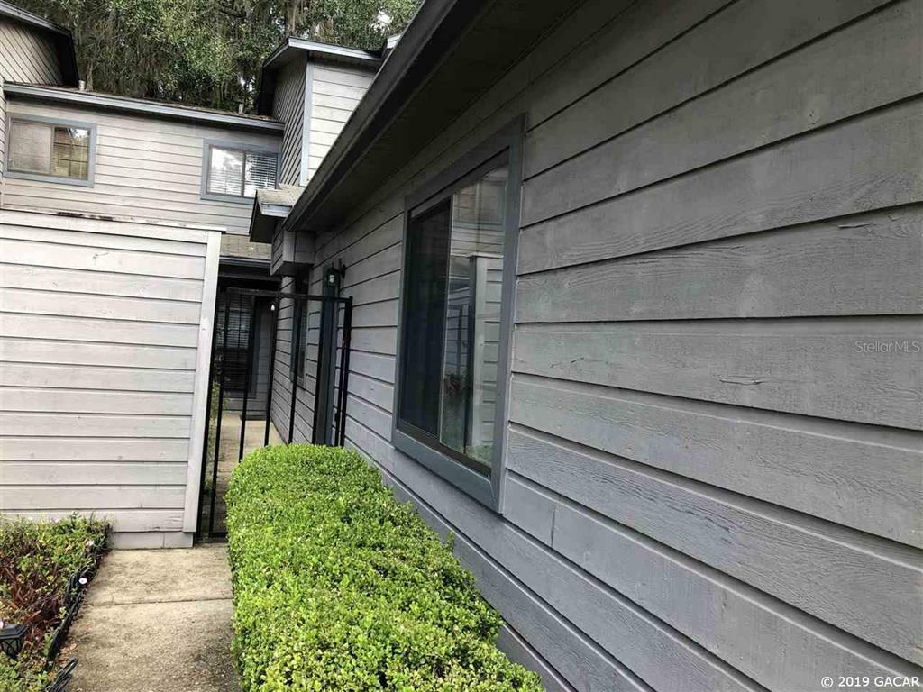 Property Photo:  7074 NW 52nd Terrace  FL 32653 