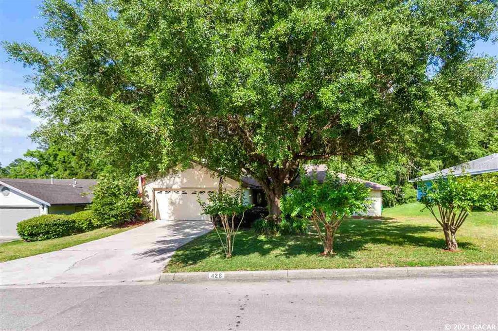 Property Photo:  426 NW 95 Way  FL 32607 