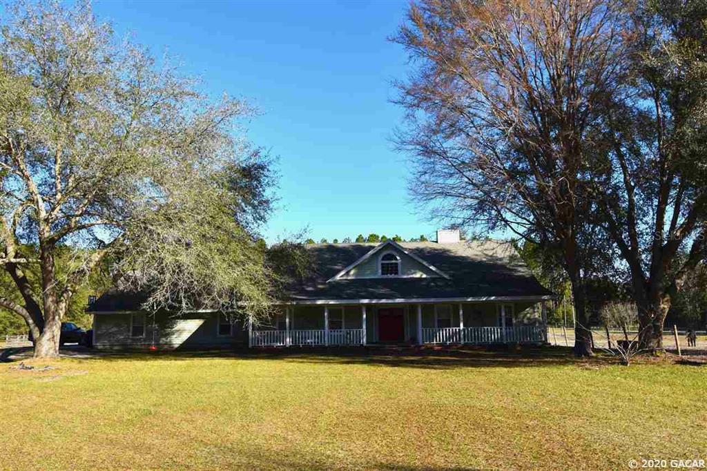 Property Photo:  16616 SW 42nd Avenue  FL 32618 