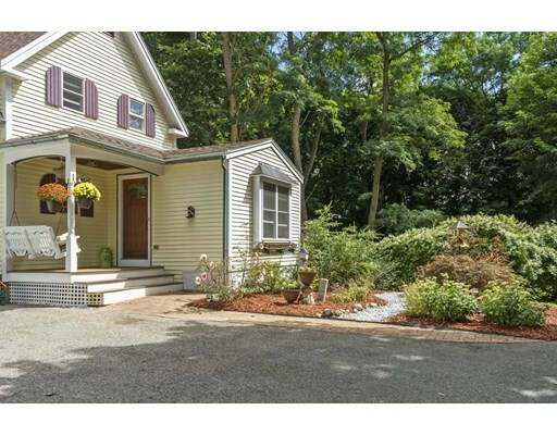 Property Photo:  5 Kent Way  MA 01922 