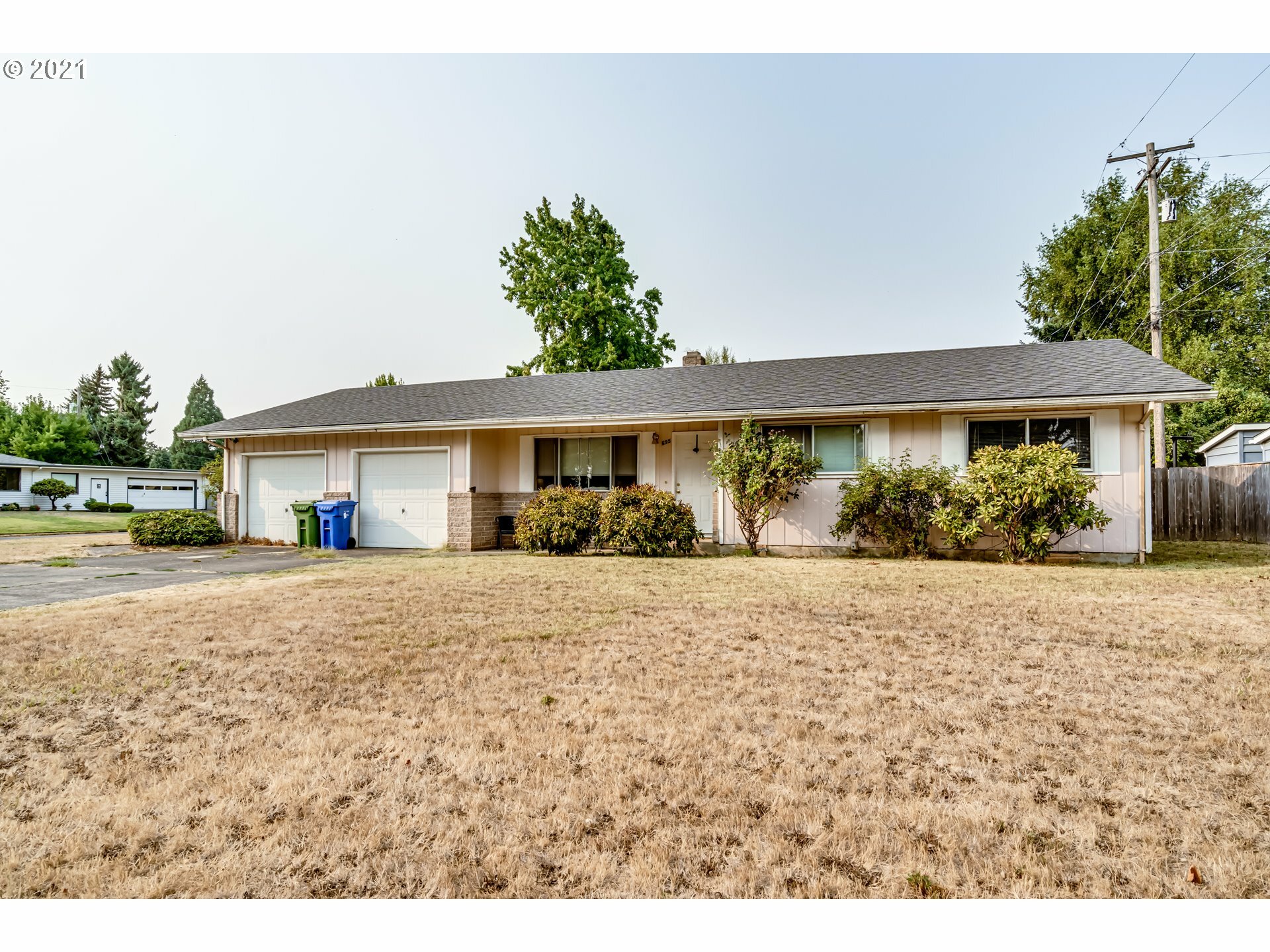 6 bed Eugene home for sale 2105 Grove St, Eugene, OR 97404