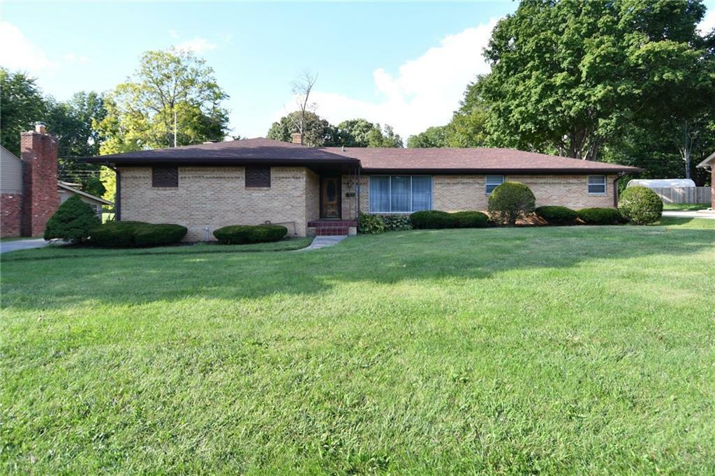 Property Photo:  104 N Fairview Drive  IN 46142 