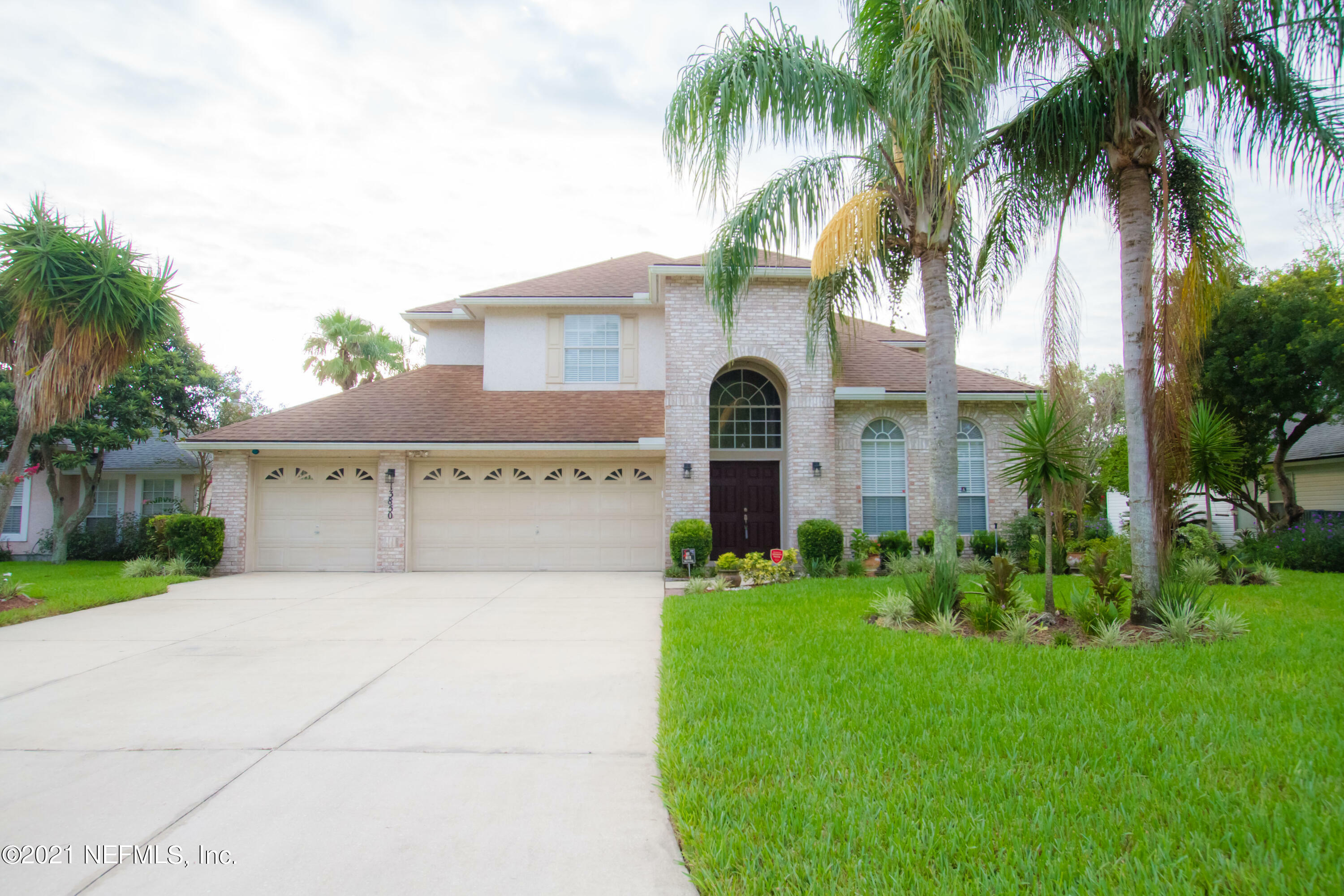 Property Photo:  13850 Ibis Point Boulevard  FL 32224 