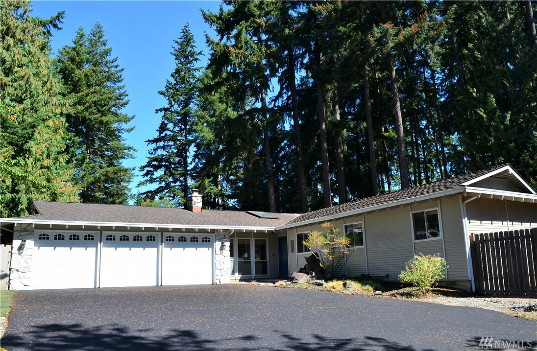 Property Photo:  12018 76th Ave NE  WA 98034 