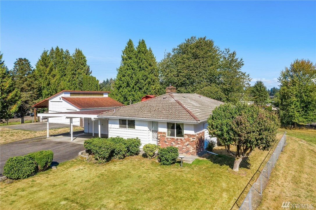 Property Photo:  1617 Ludwig Rd  WA 98290 