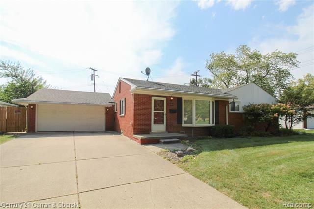 13985 Lyons Street  Livonia MI 48154 photo