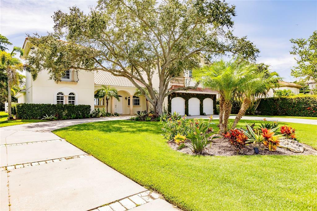 Property Photo: 404 S Shore Drive FL 34234
