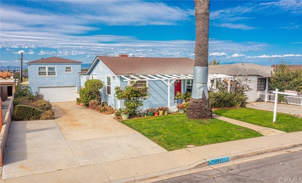 Property Photo: 2517 Curtis Avenue CA 90278