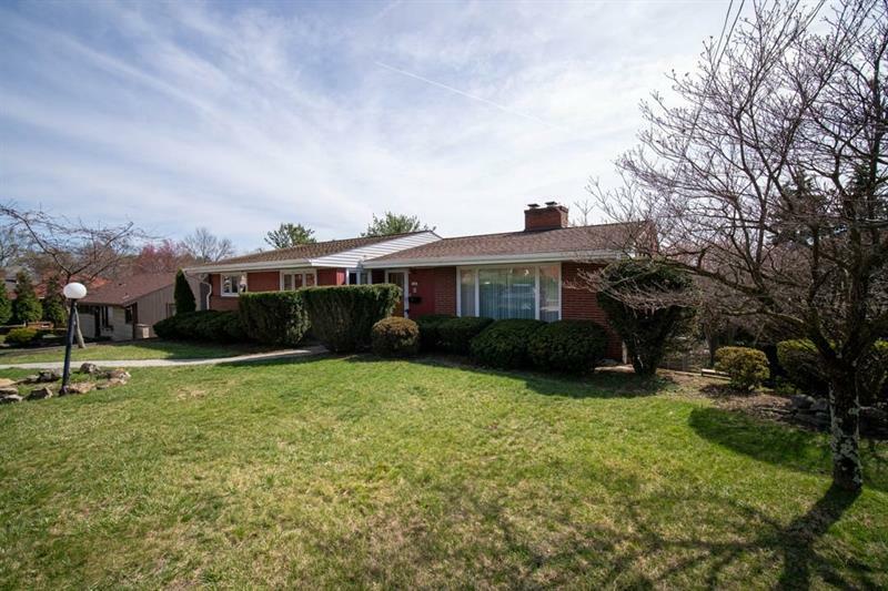 Property Photo: 98 Horning Rd PA 15102