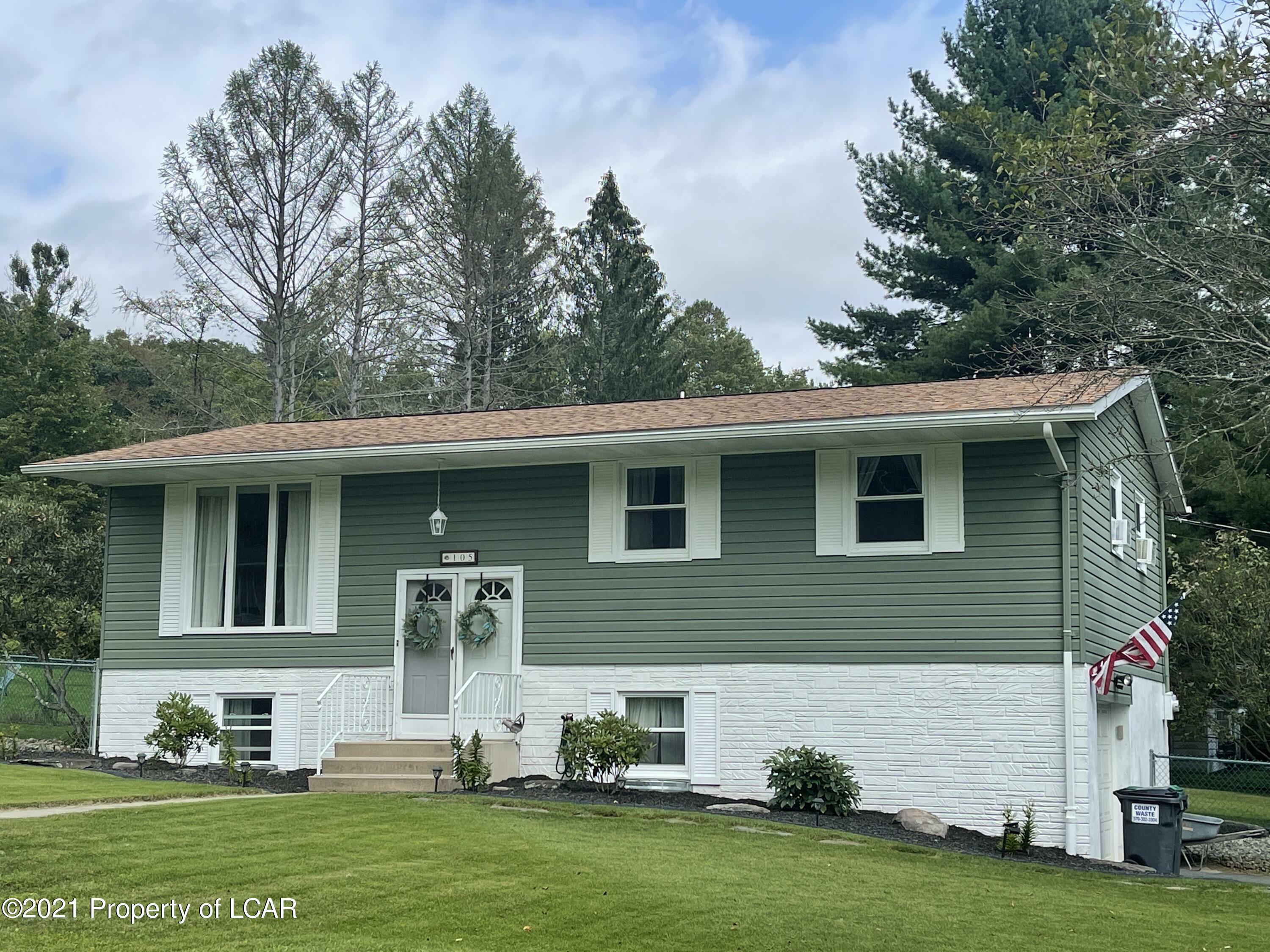 Property Photo:  105 Circle Drive  PA 18643 