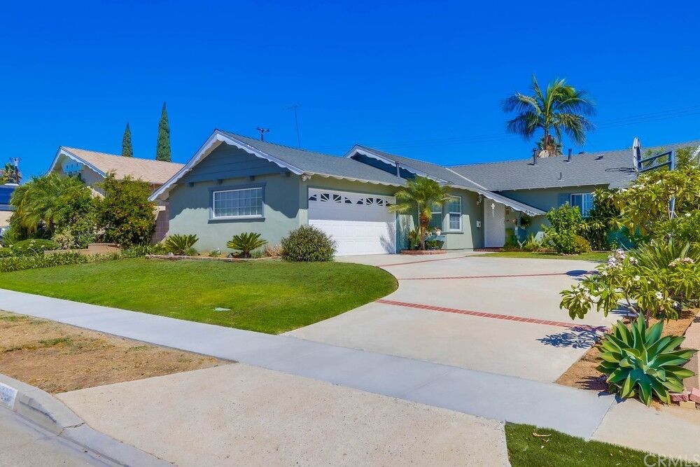 Property Photo:  630 Palermo Way  CA 90631 