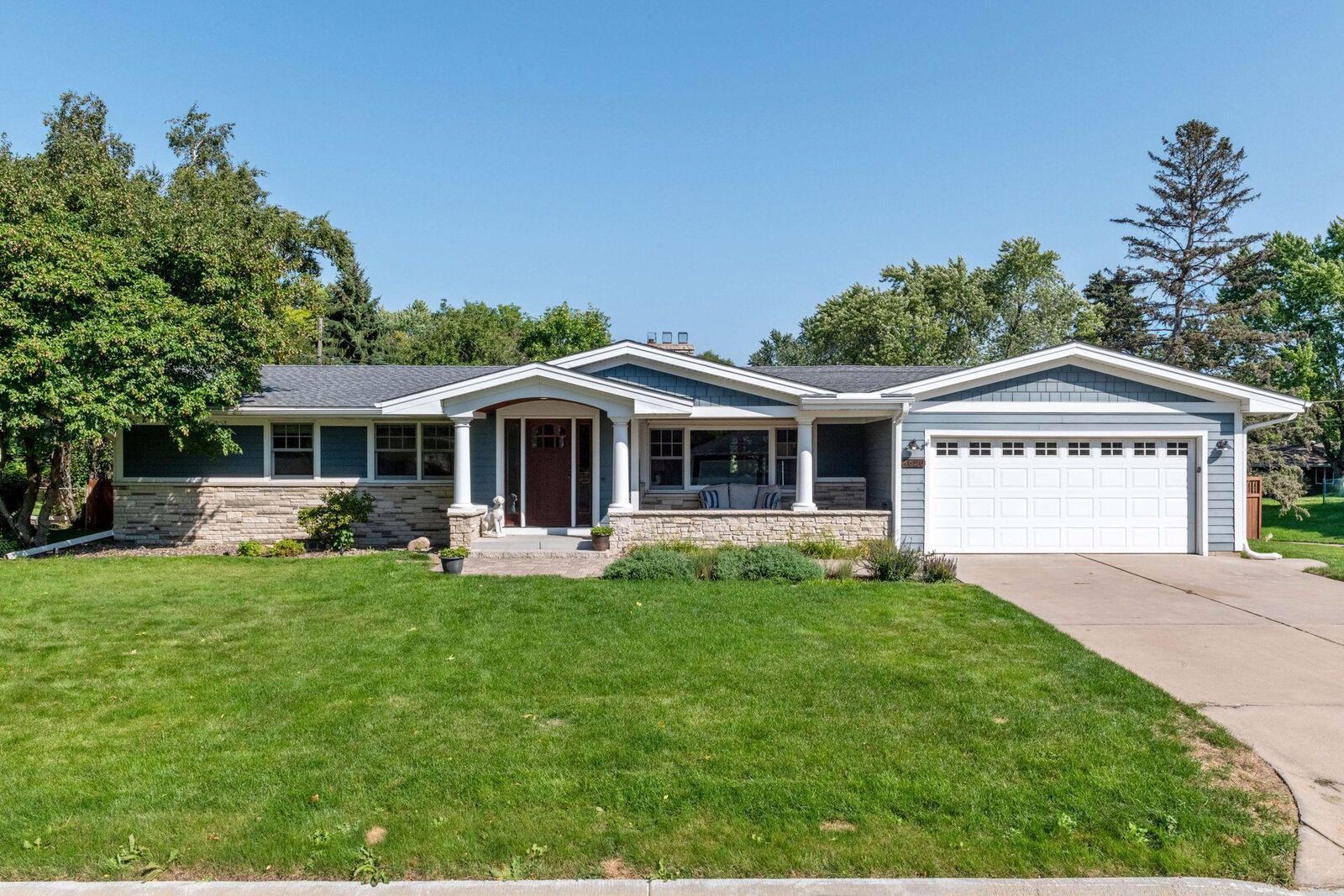 Property Photo: 4620 W 63rd Street MN 55424