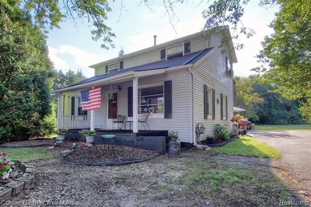 13646 Hoeft Road  Van Buren Twp MI 48111 photo