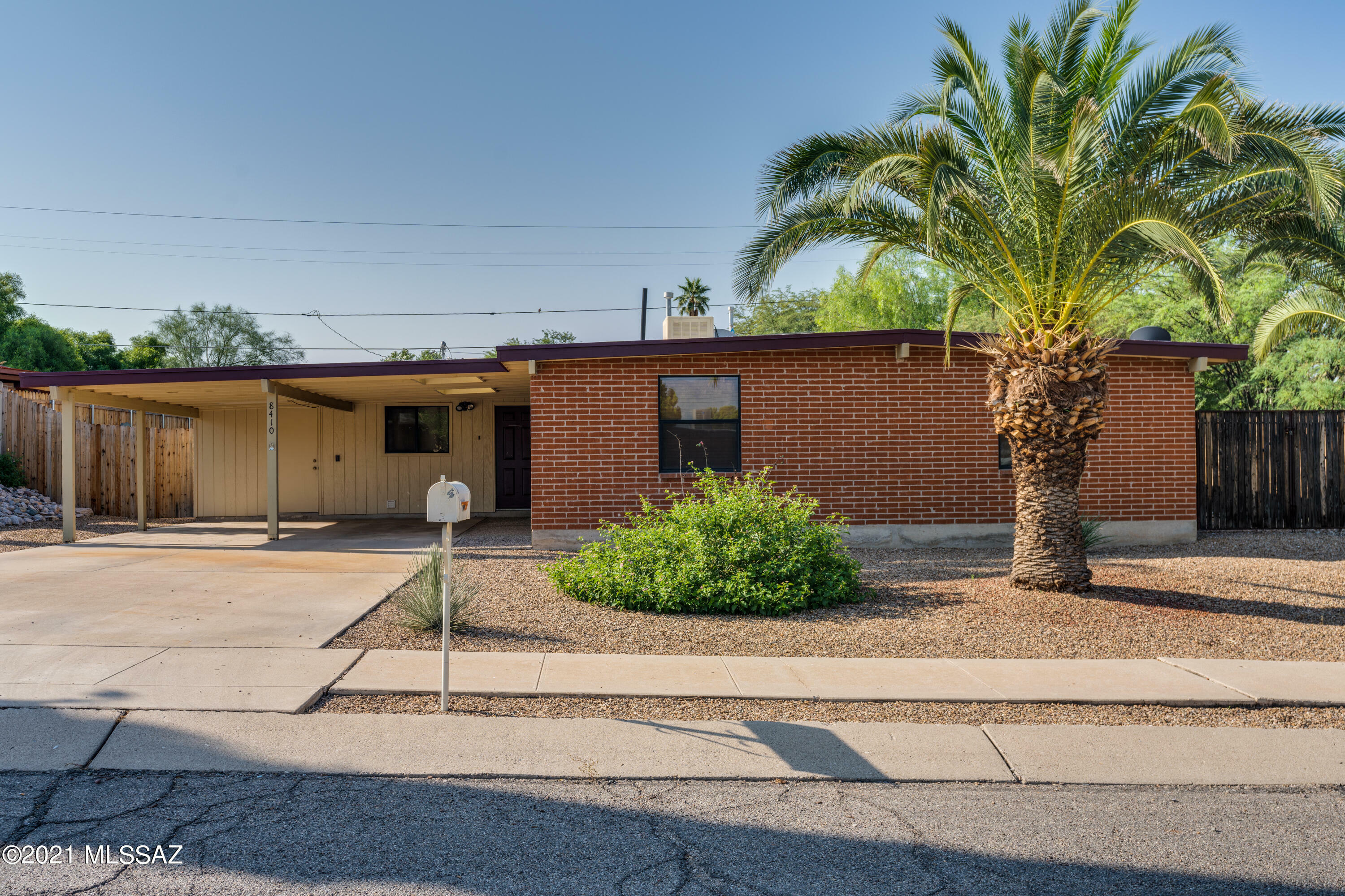 Property Photo:  8410 E 3rd Street  AZ 85710 