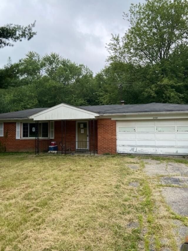 Property Photo: 5727 Melody Ln OH 45150
