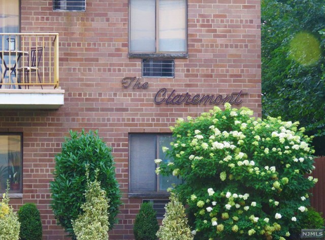 245 Anderson Street 3A  Hackensack NJ 07601 photo