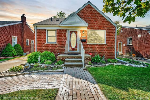 Property Photo: 13309 Ward St MI 48195