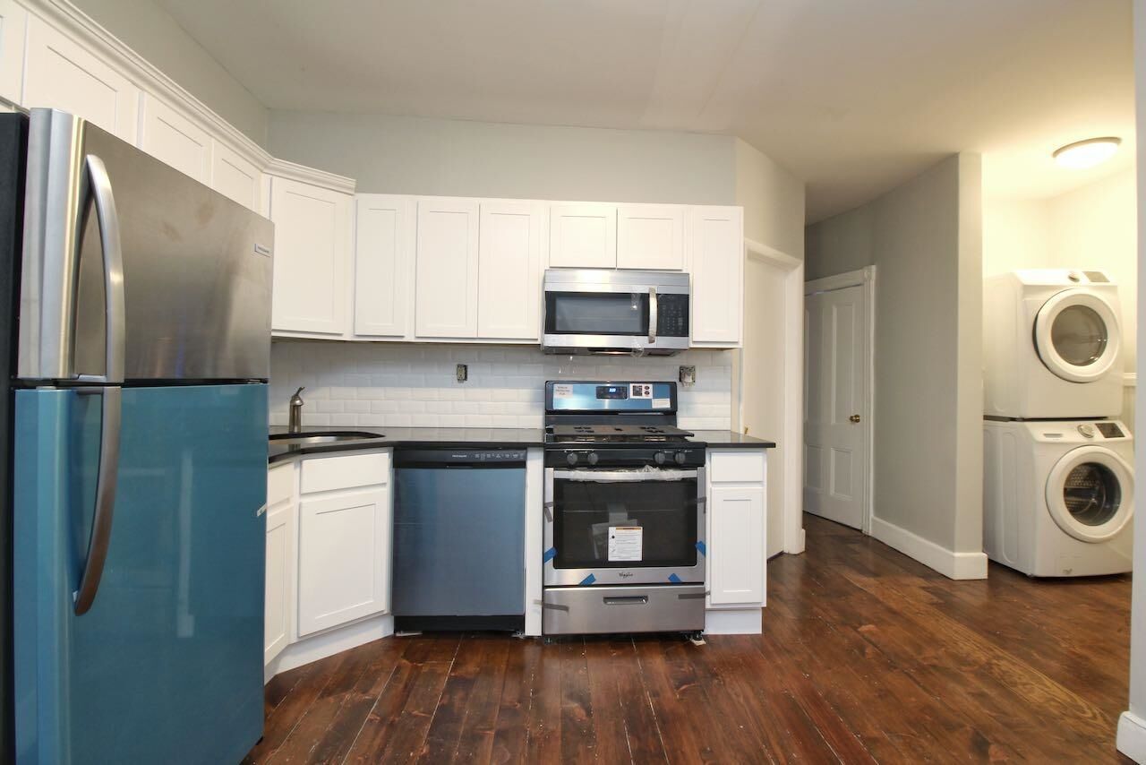 Property Photo:  154 Hopkins Ave 1  NJ 07306 