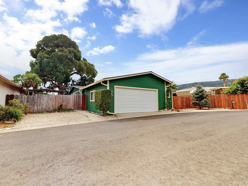 Property Photo:  1629 Garnette Drive  CA 93405 