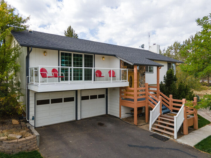 63008 Terry Drive  Bend OR 97701 photo