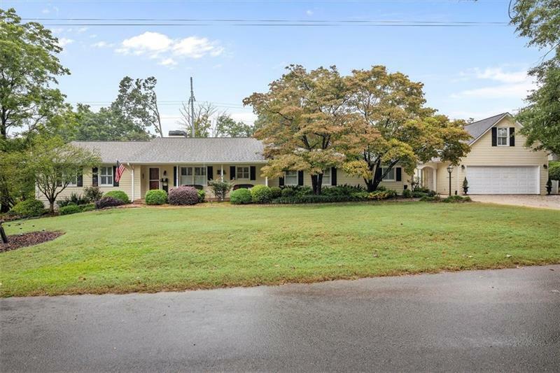 Property Photo: 1106 Piedmont Way GA 30501
