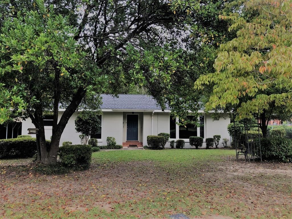 Property Photo:  205 Mecca Street  GA 31021 