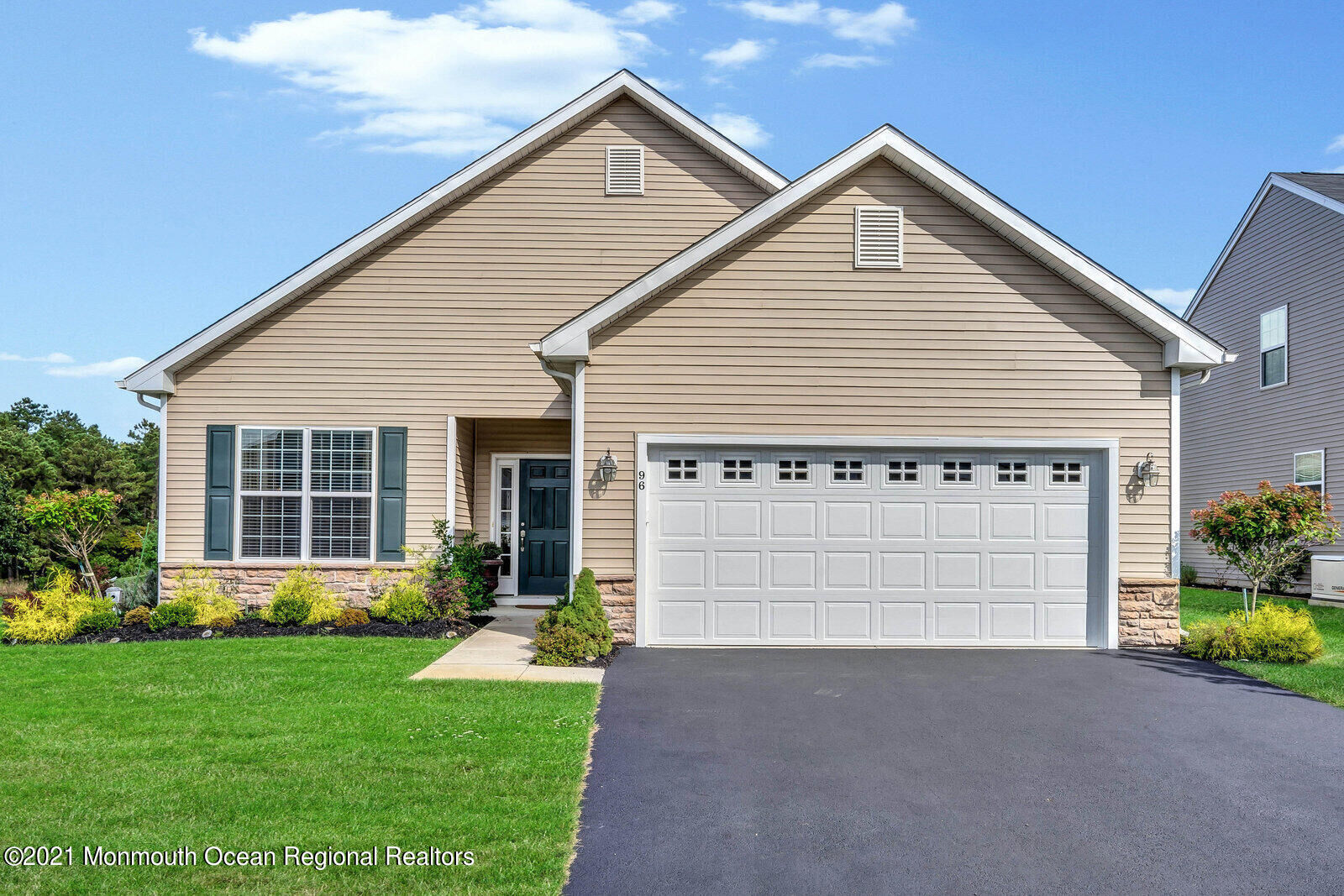 Property Photo:  96 Woodview Drive  NJ 08759 