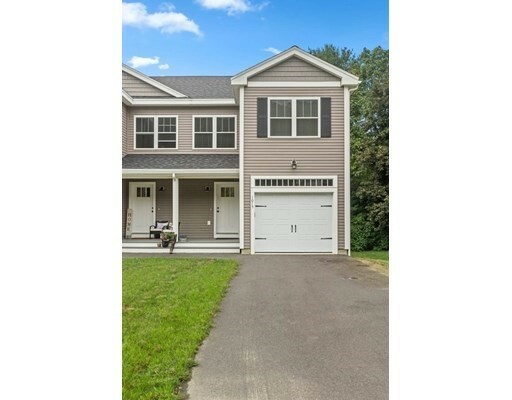 Property Photo: 1015 Boston Rd 1015 MA 01835