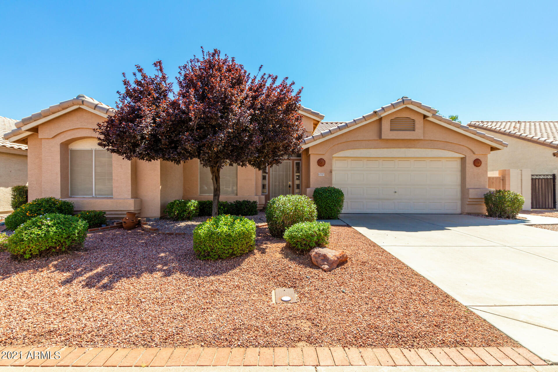 Property Photo: 8753 W Port Au Prince Lane AZ 85381