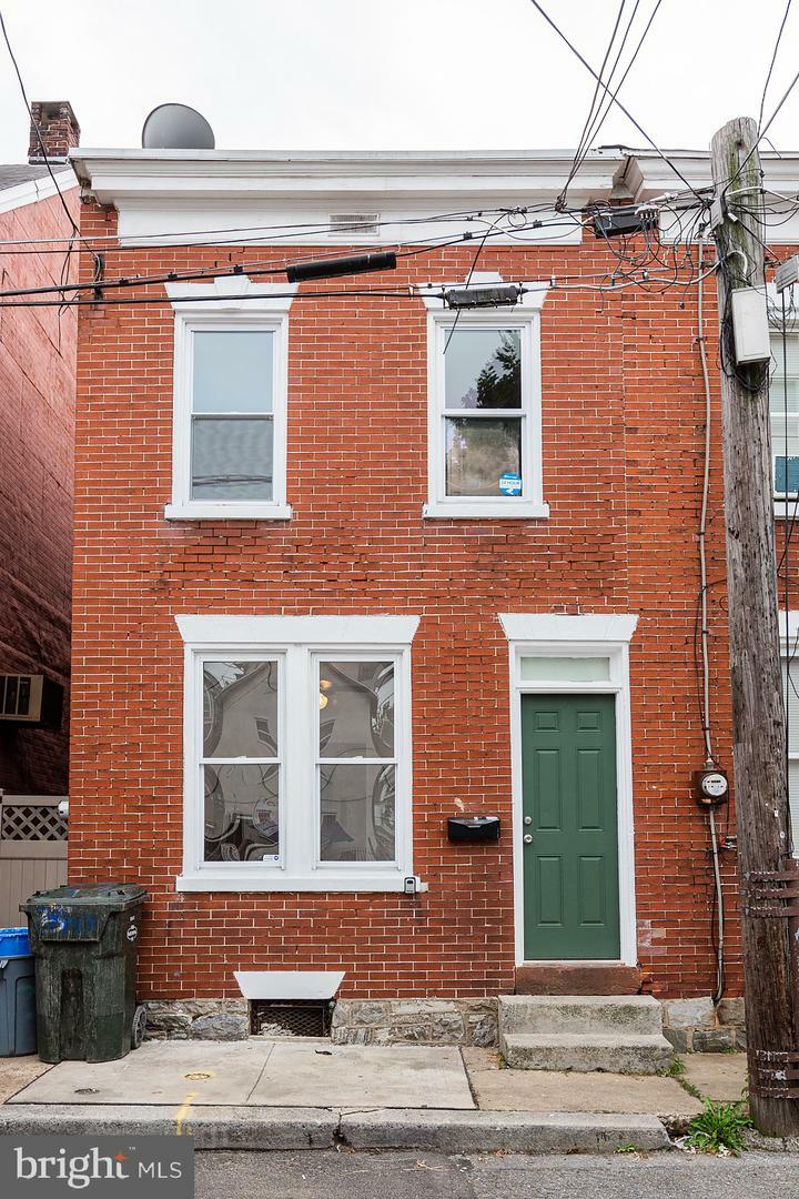 Property Photo:  344 Hand Avenue  PA 17602 