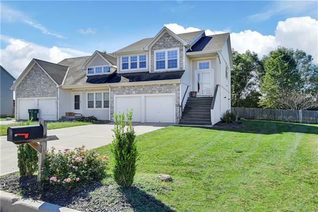 Property Photo: 22617 W 76th Terrace KS 66227