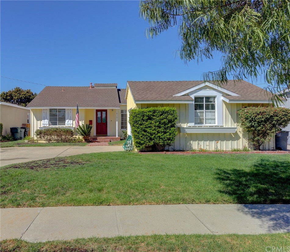 Property Photo:  815 Patronella Avenue  CA 90503 