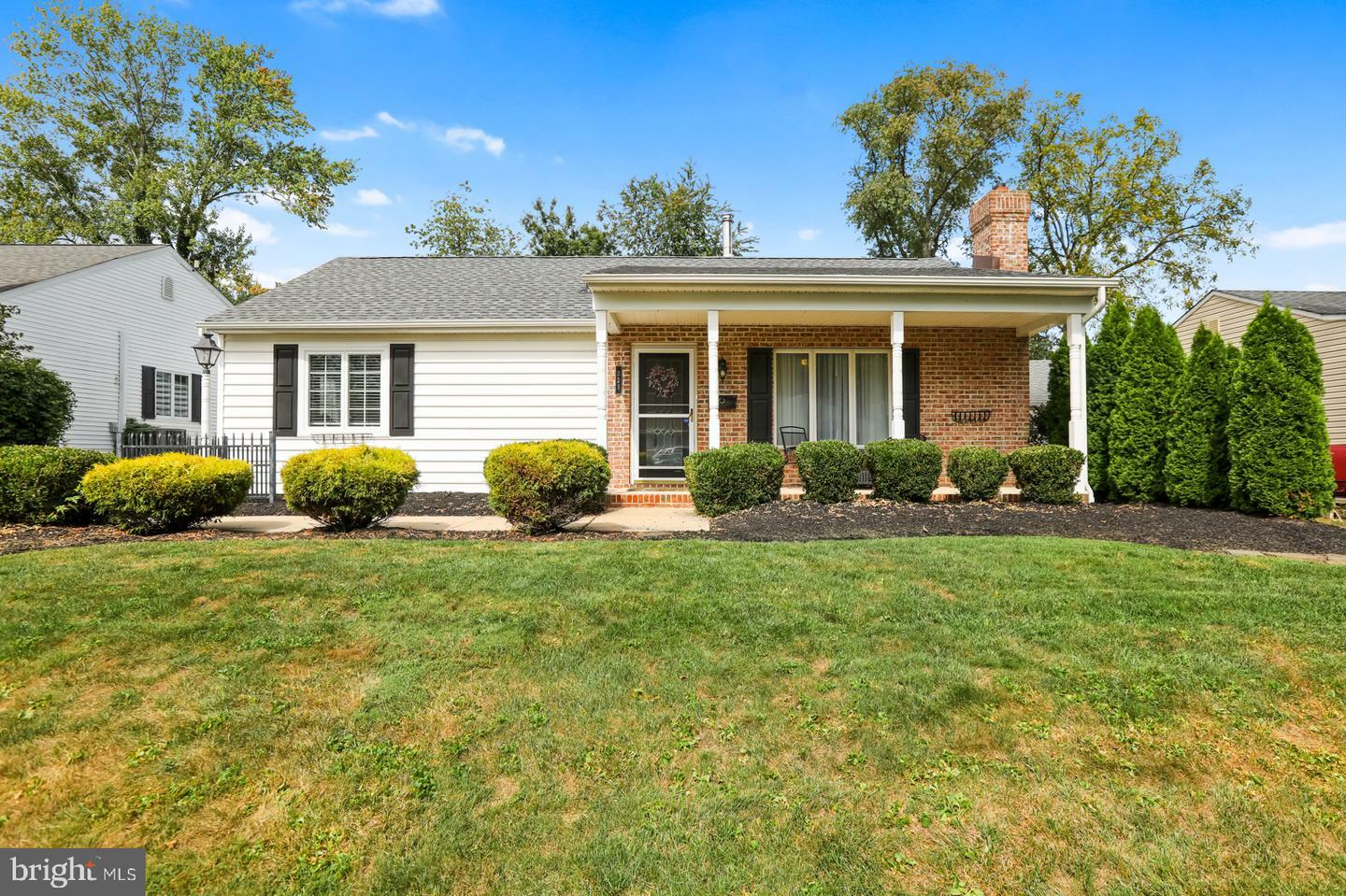 Property Photo:  321 Berkshire Road  PA 19030 