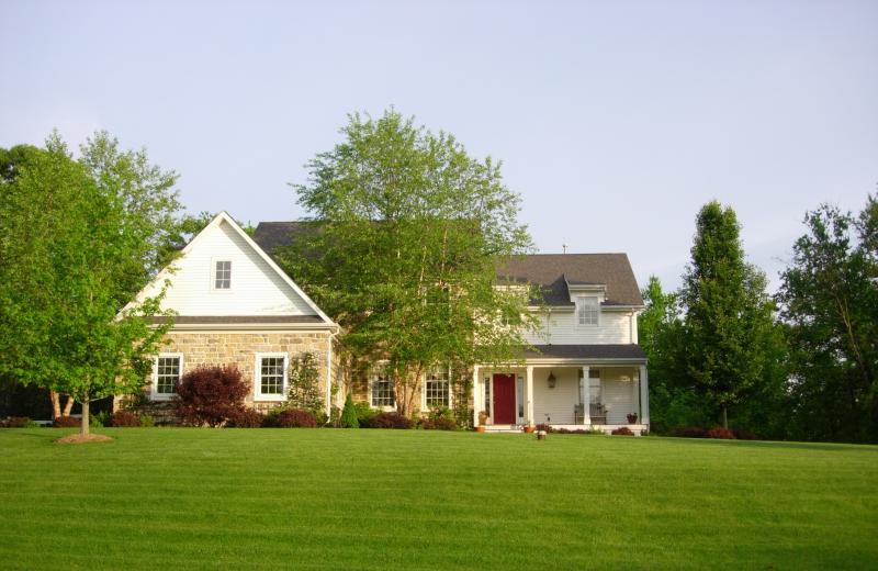 Property Photo: 31 Woodland Hts Circl NJ 08826
