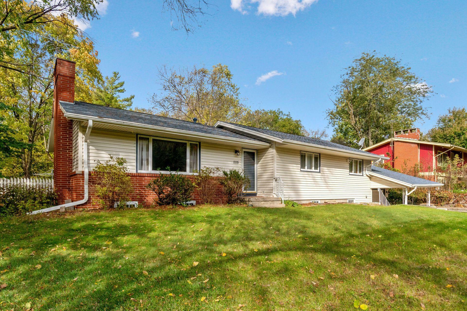 Property Photo:  1115 Hyland Avenue  IA 50010 