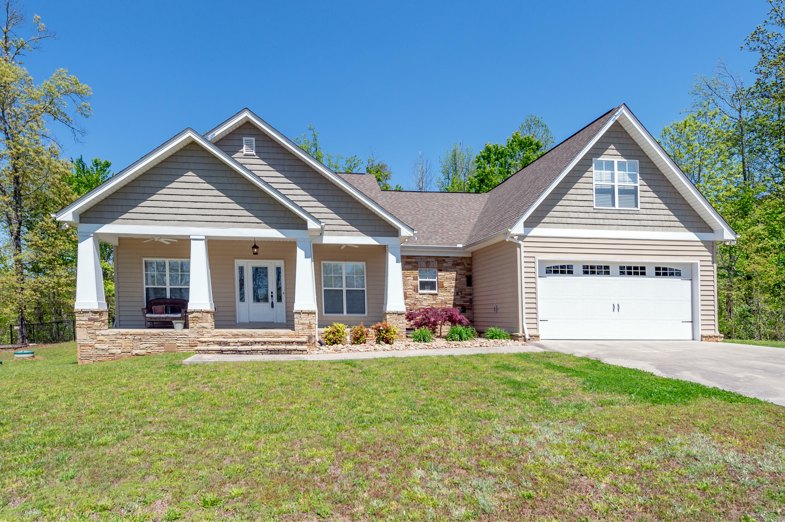 105 Emory Pointe Lane  Harriman TN 37748 photo