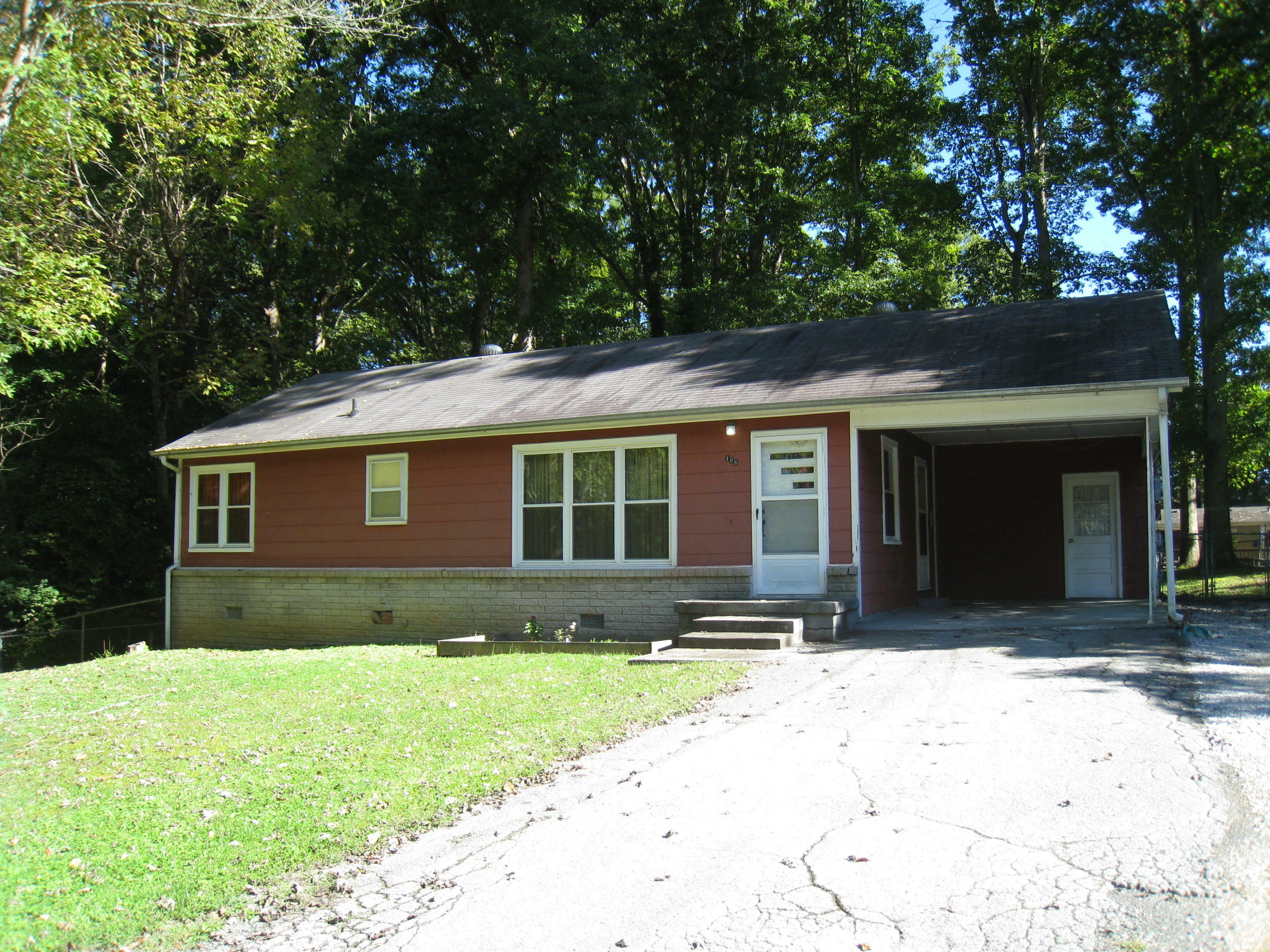 108 Oak Ln  Kingston TN 37763 photo