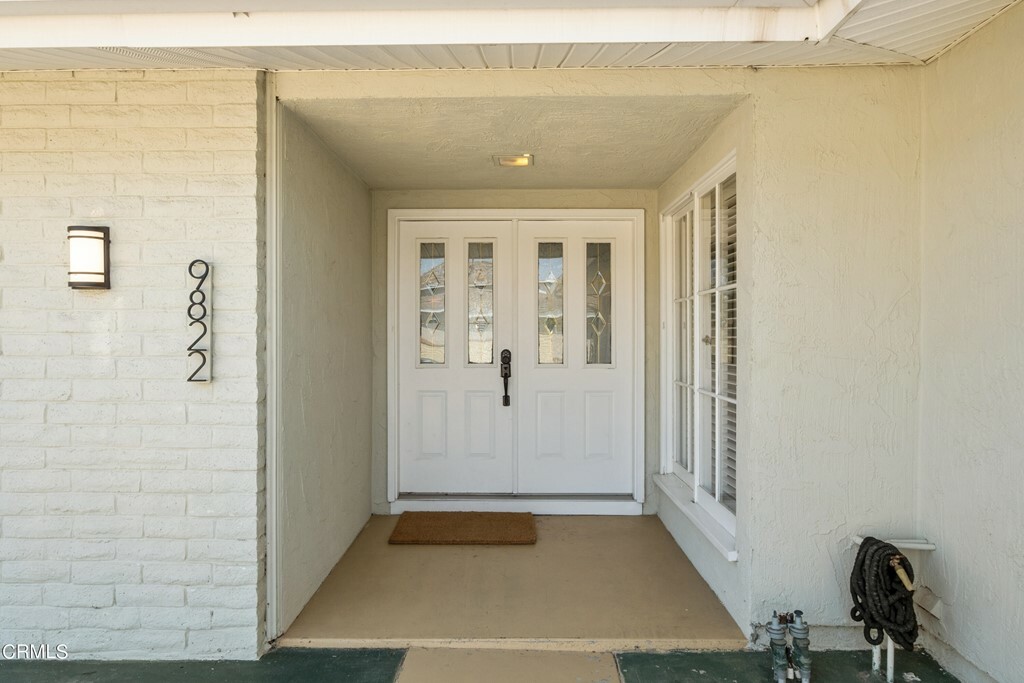 Property Photo:  9822 Effingham Drive  CA 92646 