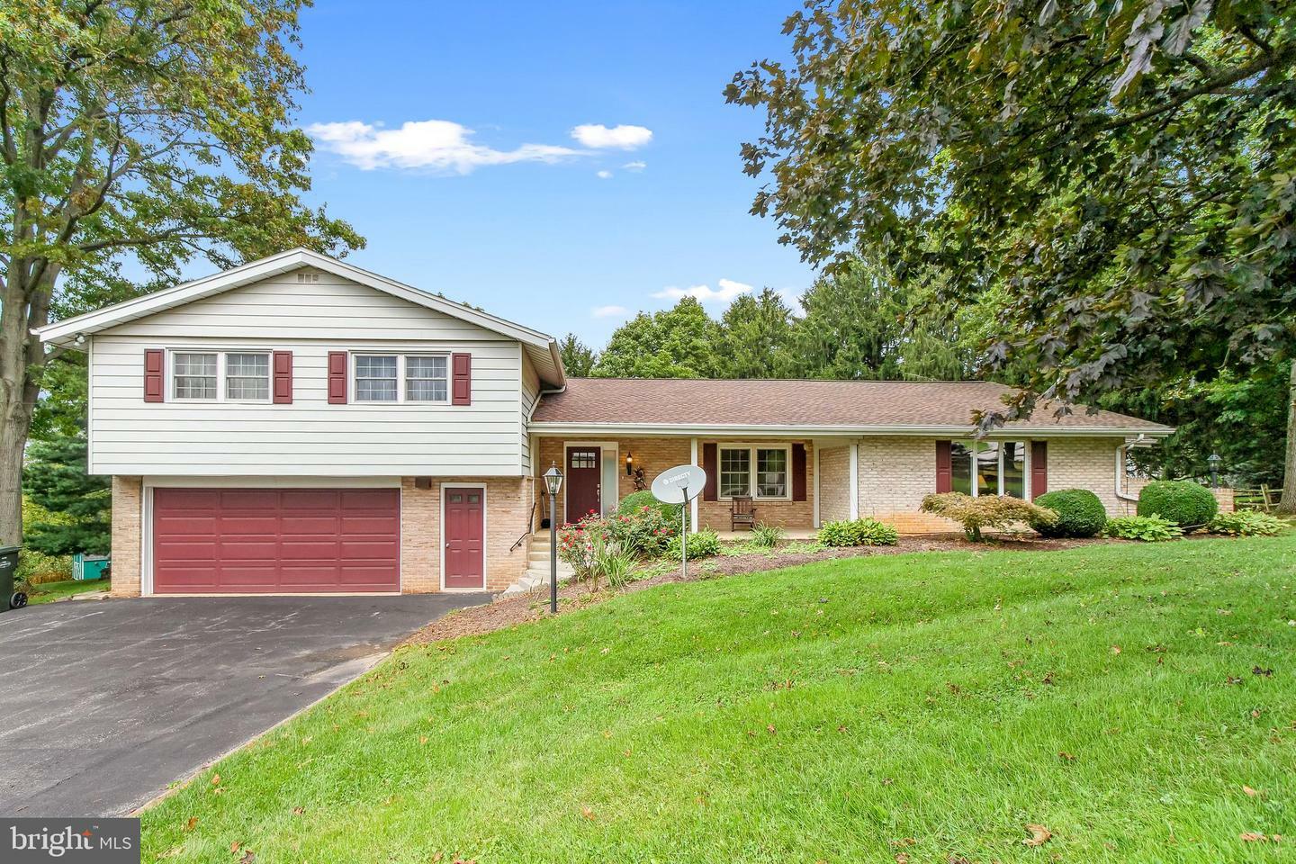 Property Photo:  15 Sheldon Drive  PA 17356 