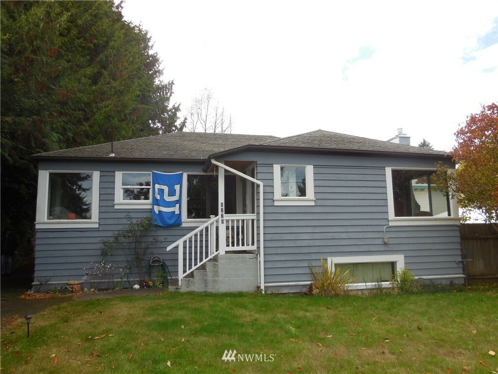 Property Photo:  9229 9th Avenue NW  WA 98117 