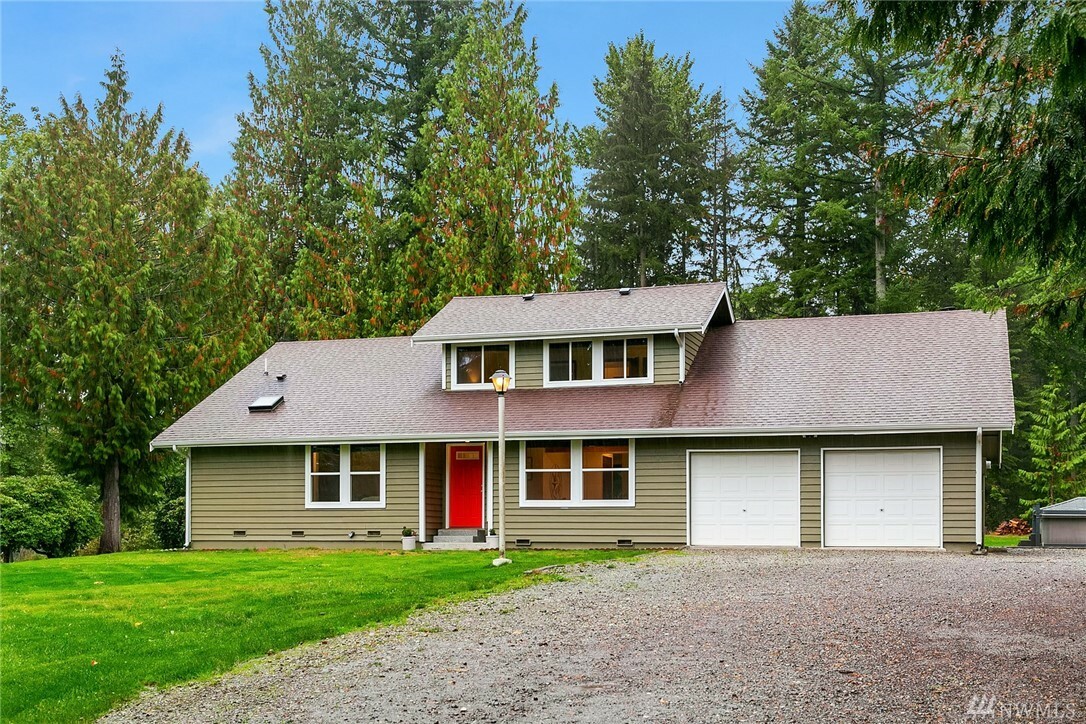 Property Photo:  21012 SE 159th St  WA 98059 