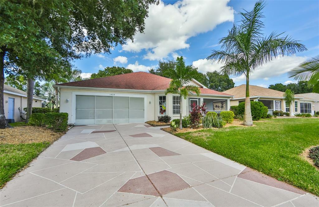 Property Photo:  1404 Bluewater Drive  FL 33573 