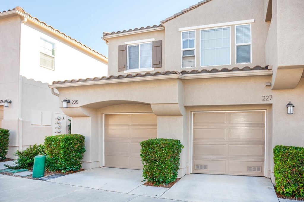 Property Photo:  227 Aurora Avenue  CA 92078 