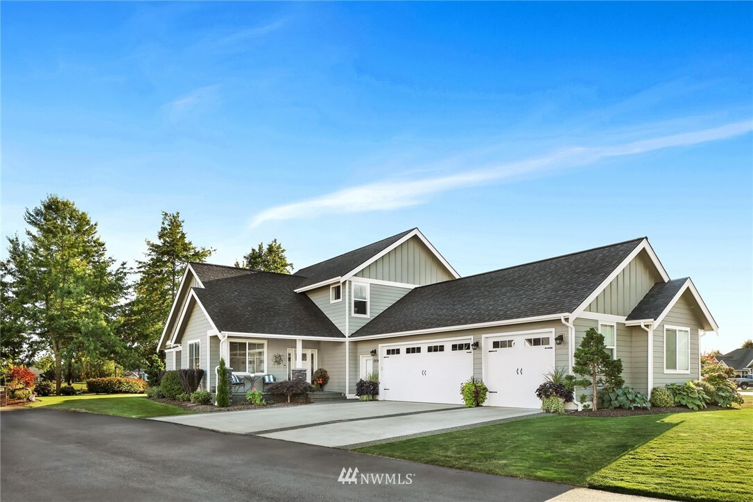 Property Photo: 1904 Twin Sister Court WA 98264