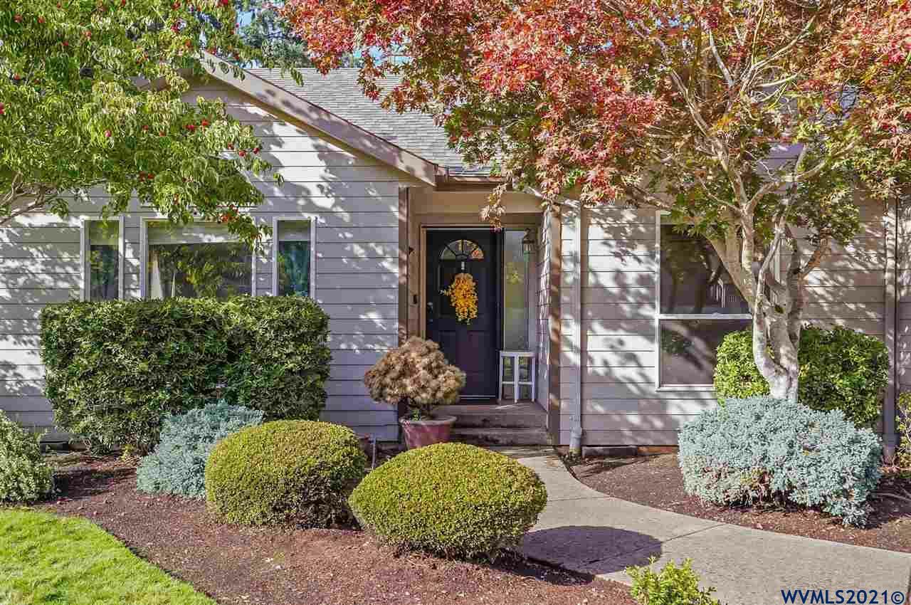 Property Photo:  385  Indian Hills Ct SE  OR 97302 